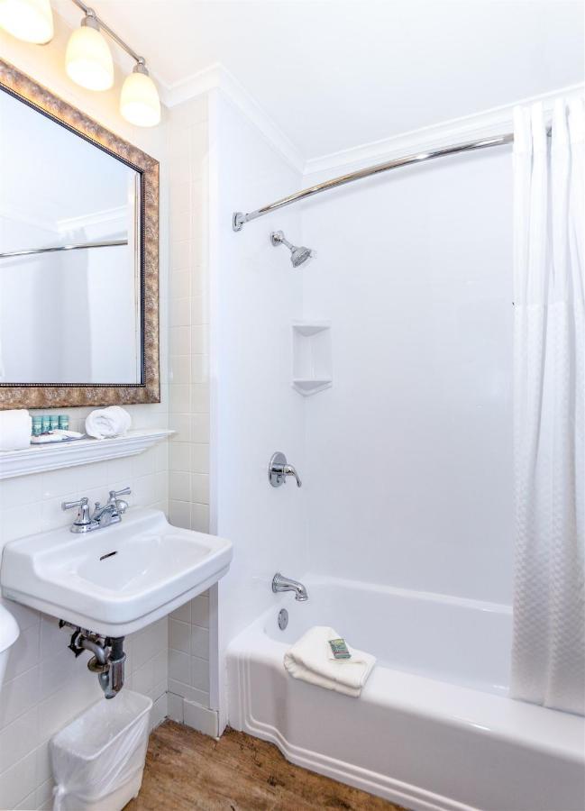 Hotel Provincetown Inn