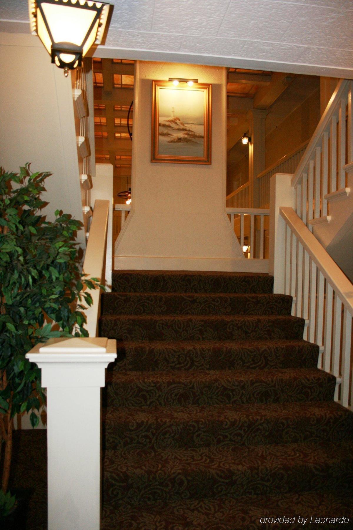 Provincetown Inn Hotel 3*