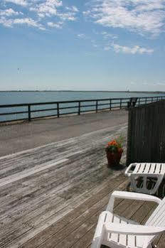 Provincetown Inn Hotel 3*